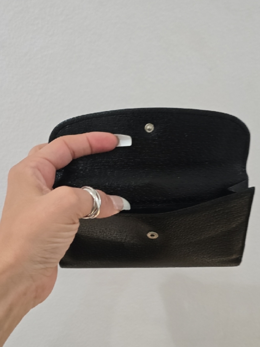 Gucci Black Leather Wallet with Silver Buckle Vintage NWOT - Picture 6 of 14